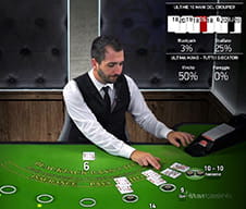 Il croupier di un tavolo blackjack StarCasinò