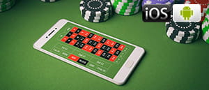 Un iPhone Apple con un gioco roulette mobile ed i loghi dei sistemi operativi iOS e Android.