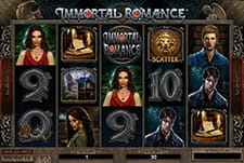 L'interfaccia grafica della slot Immortal Romance di Lottomatica casinò.